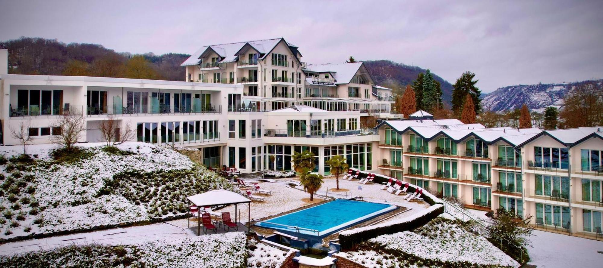 Moselstern Parkhotel Kraehennest เลิฟ ภายนอก รูปภาพ